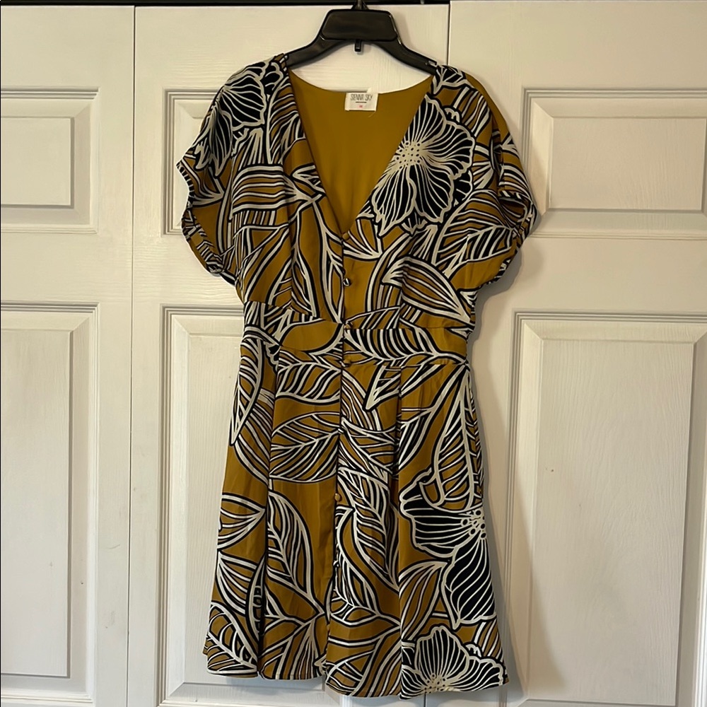 Sienna Sky Print V-Neck Dress Size Medium